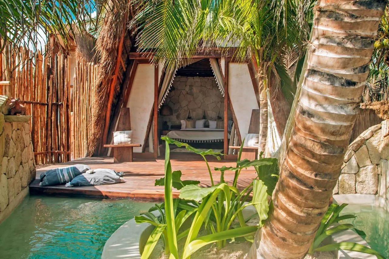 Ikal Tulum Hotel 5*,